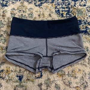 ☆lulu lemon plaid spandex!!